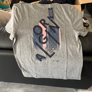 Penguin T-Shirt in size M